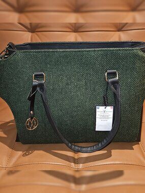 Mucros Weavers Wool Tweed Tote Shoulder Bag Green Herringbone